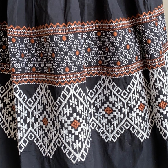 NWOT Red & White Embroidered Tasha Polizzi Skirt - Picture 3 of 4